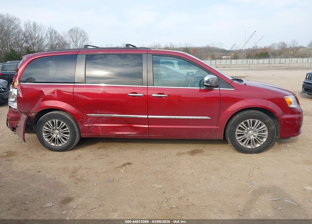 2016 CHRYSLER TOWN & COUNTRY TOURING-L ANNIVERSARY EDITION VIN: 2C4RC1CG3GR104270