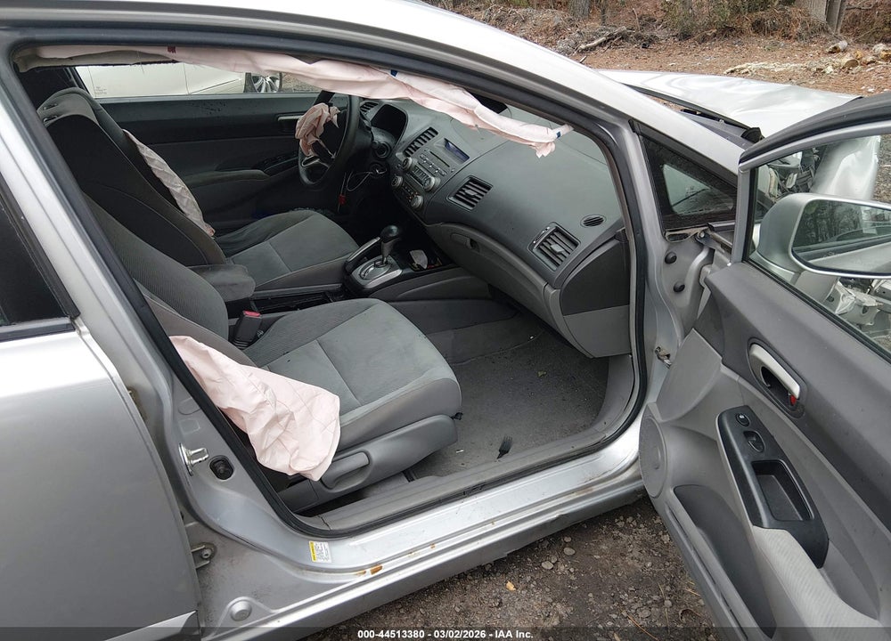 2010 HONDA CIVIC LX VIN: 2HGFA1F5XAH529776