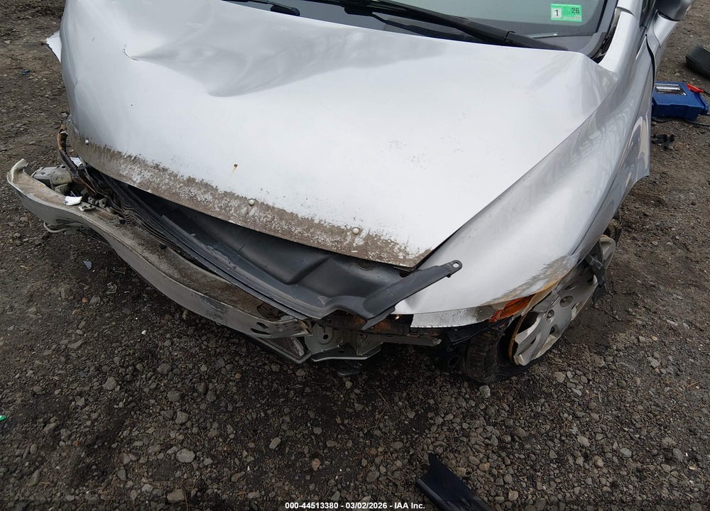 2010 HONDA CIVIC LX VIN: 2HGFA1F5XAH529776