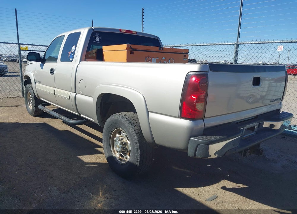 2004 CHEVROLET SILVERADO 2500HD LS VIN: 1GCHC29U54E358747