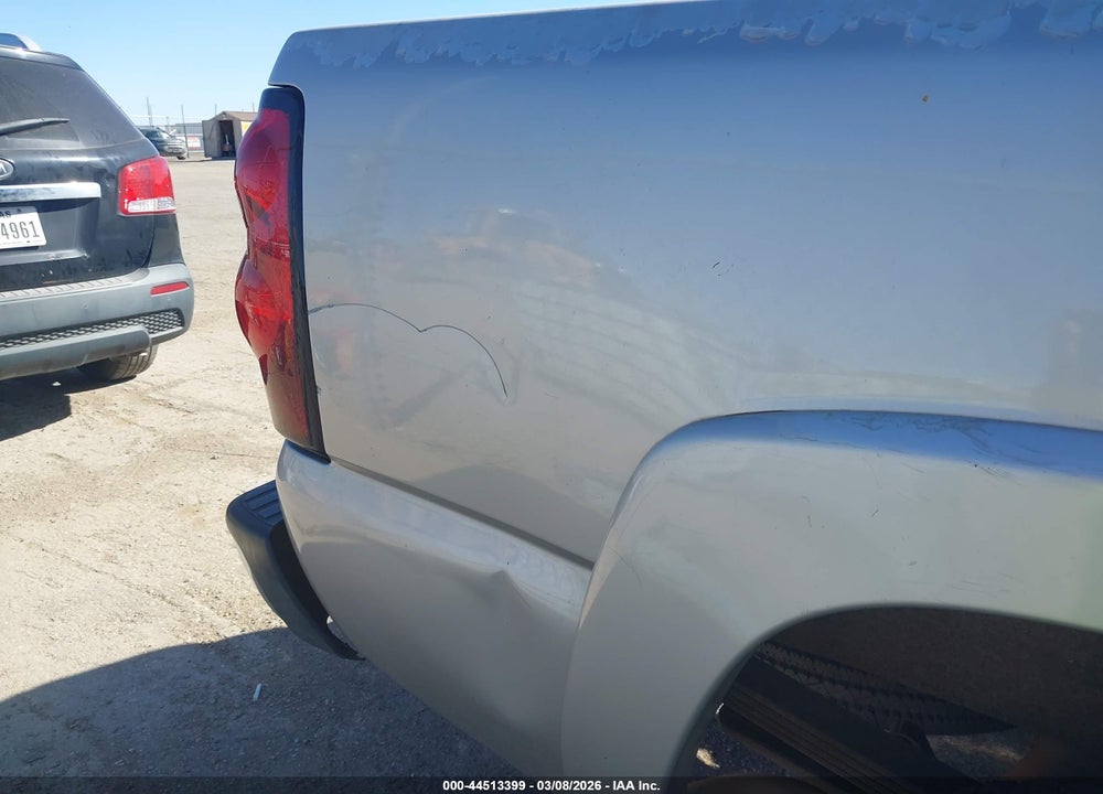2004 CHEVROLET SILVERADO 2500HD LS VIN: 1GCHC29U54E358747