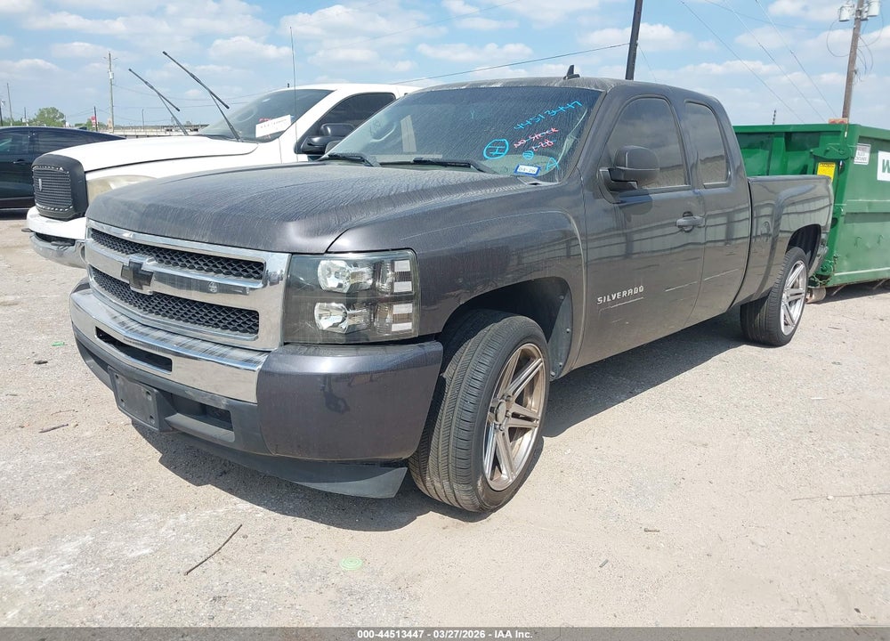 2011 CHEVROLET SILVERADO 1500 LS VIN: 1GCRCREA5BZ260364