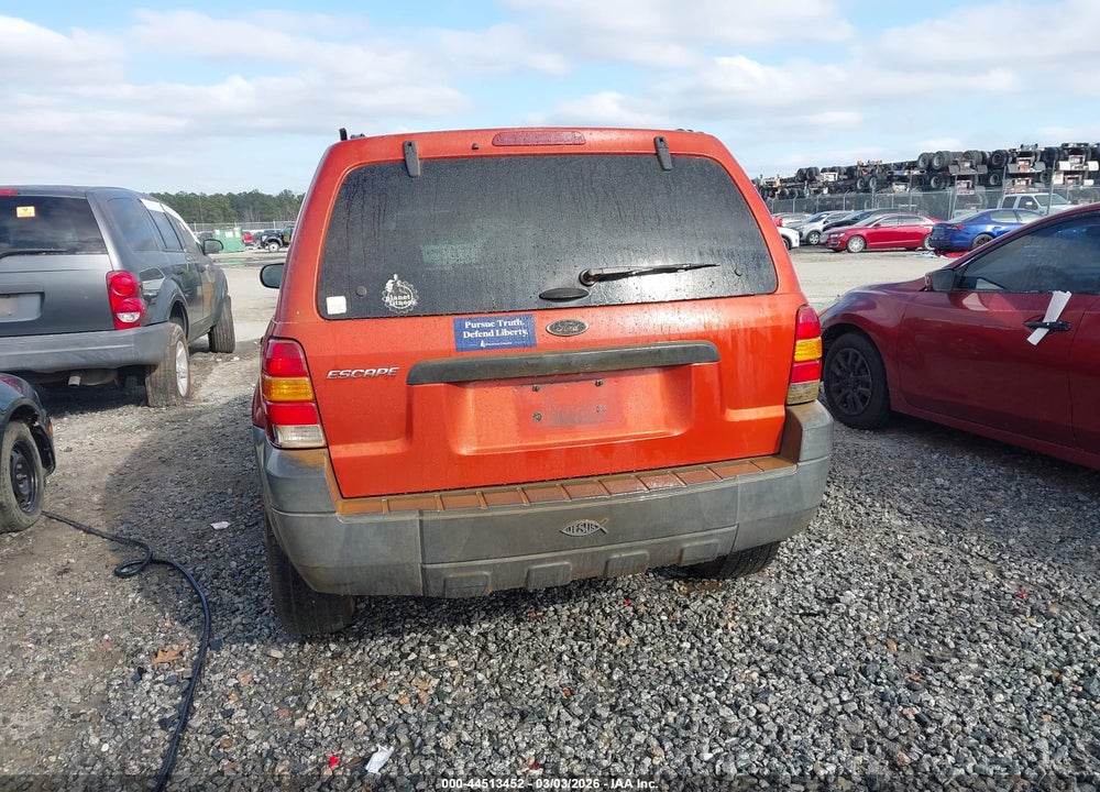 2005 FORD ESCAPE XLS VIN: 1FMYU02Z15KC44394
