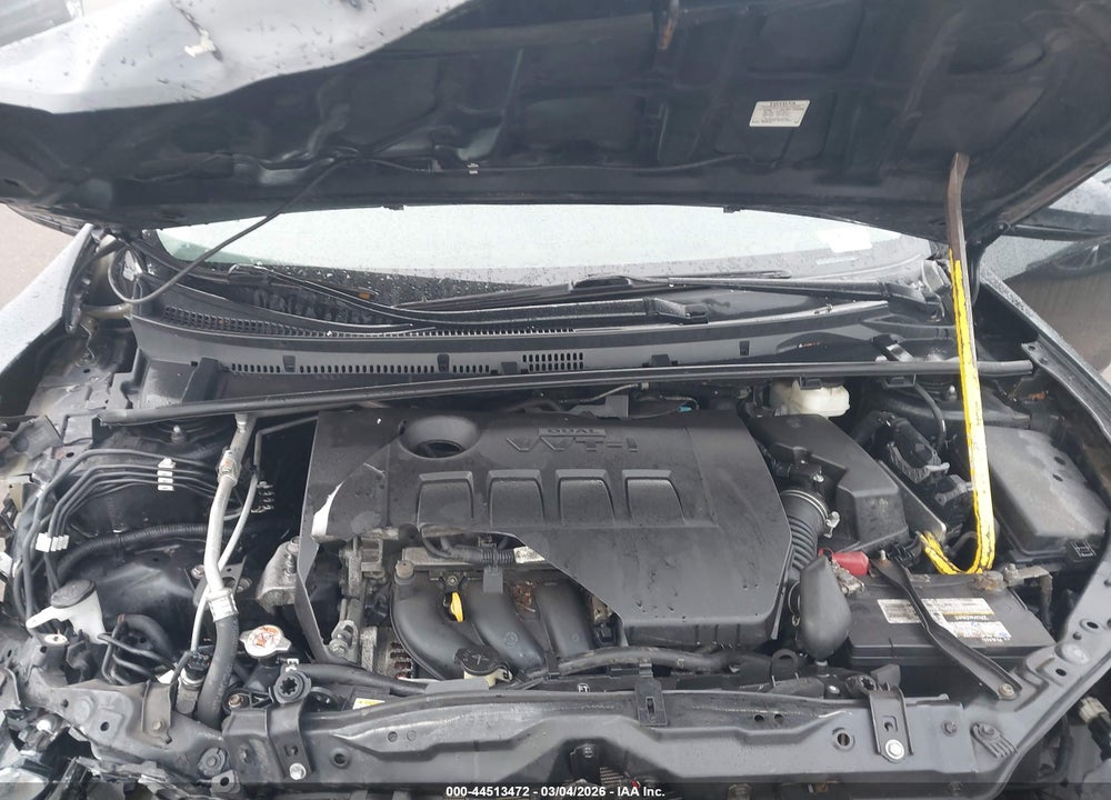 2019 TOYOTA COROLLA XLE VIN: 5YFBURHE5KP923620