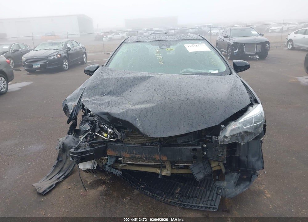 2019 TOYOTA COROLLA XLE VIN: 5YFBURHE5KP923620