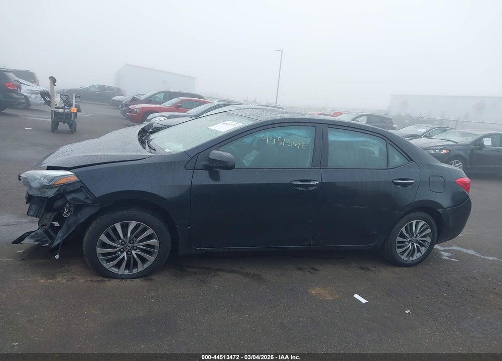 2019 TOYOTA COROLLA XLE VIN: 5YFBURHE5KP923620
