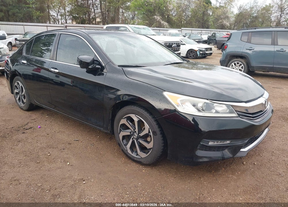 2017 HONDA ACCORD EX VIN: 1HGCR2F78HA262732