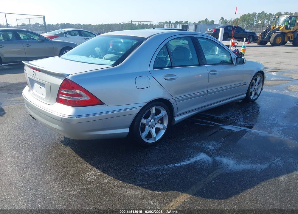 2007 MERCEDES-BENZ C 230 SPORT VIN: WDBRF52HX7F920634