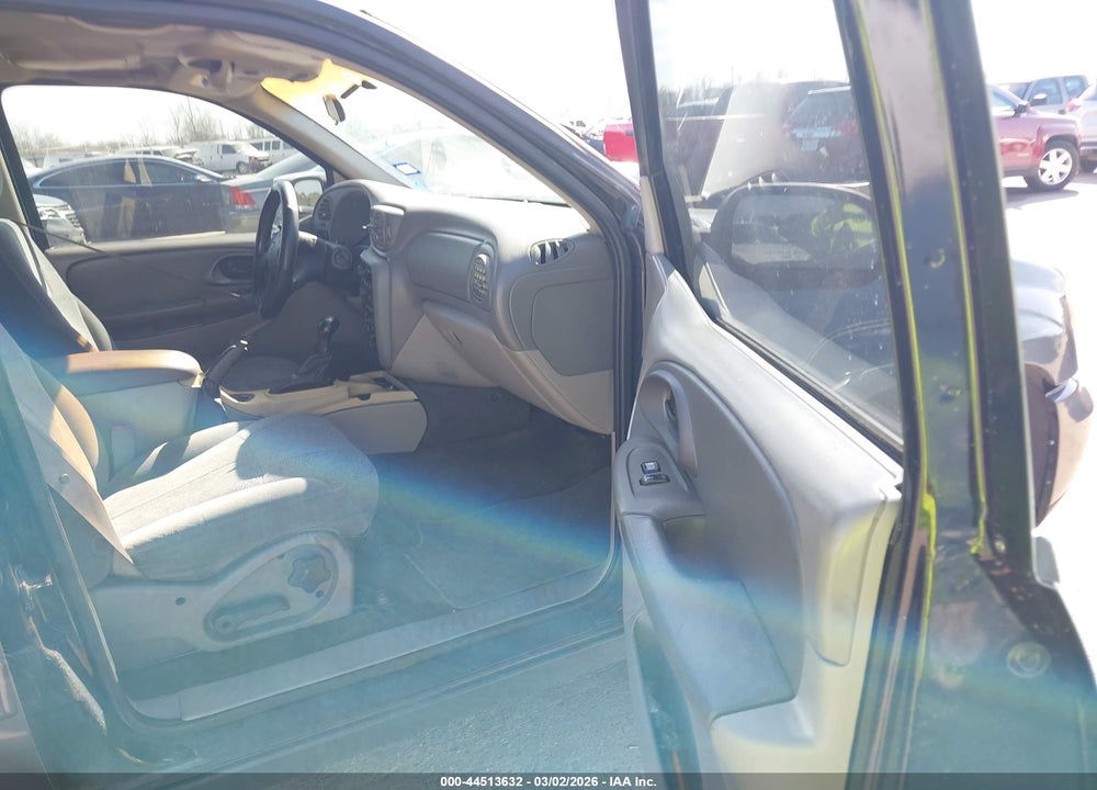 2003 CHEVROLET TRAILBLAZER EXT LT VIN: 1GNES16S432177441