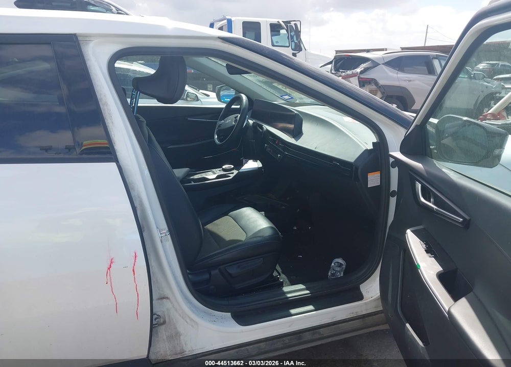 2022 KIA EV6 LIGHT VIN: KNDC34LB1N5045080