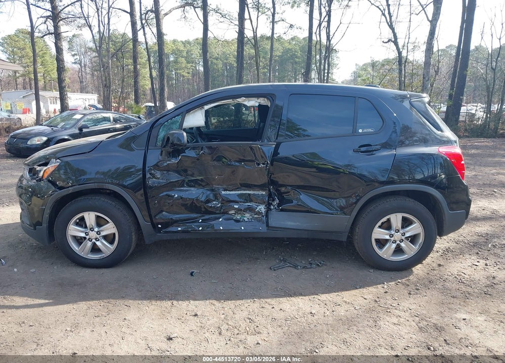 2019 CHEVROLET TRAX LS VIN: 3GNCJNSB7KL245879