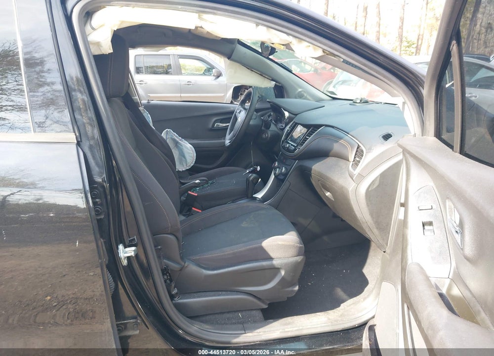 2019 CHEVROLET TRAX LS VIN: 3GNCJNSB7KL245879