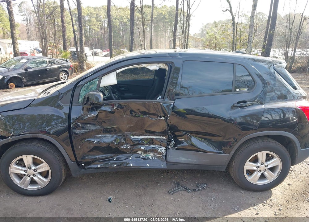 2019 CHEVROLET TRAX LS VIN: 3GNCJNSB7KL245879