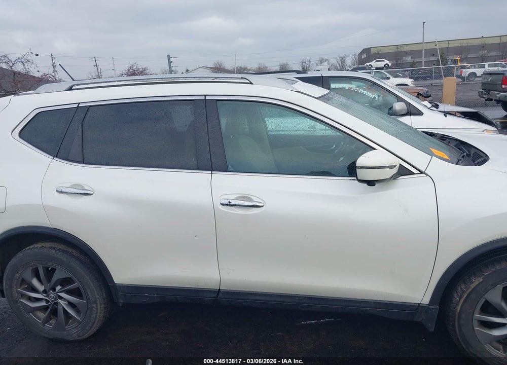 2016 NISSAN ROGUE SL VIN: 5N1AT2MV6GC781625