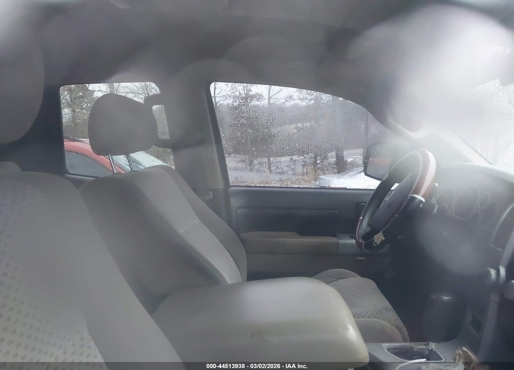 2008 TOYOTA TUNDRA SR5 5.7L V8 VIN: 5TBBV54138S523492
