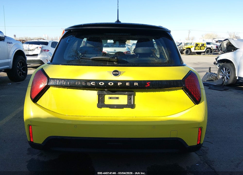 2025 MINI HARDTOP COOPER S VIN: WMW23GD02S2W25300