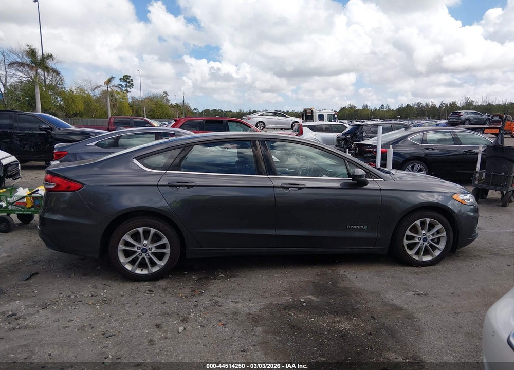 2019 FORD FUSION HYBRID SE VIN: 3FA6P0LU9KR121008