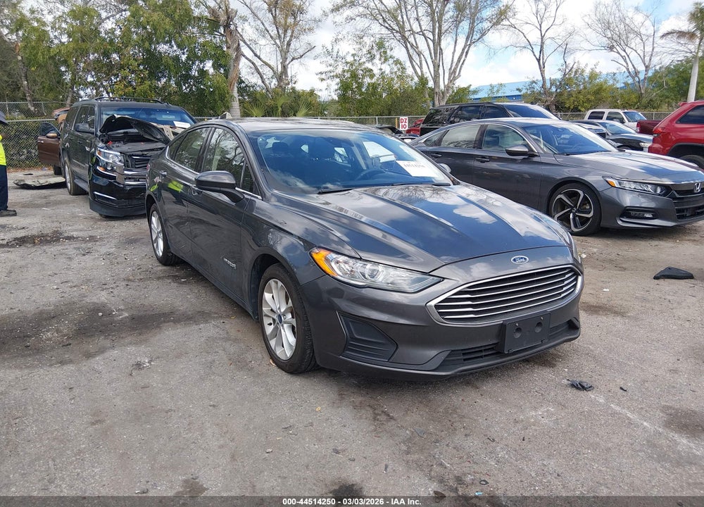 2019 FORD FUSION HYBRID SE VIN: 3FA6P0LU9KR121008