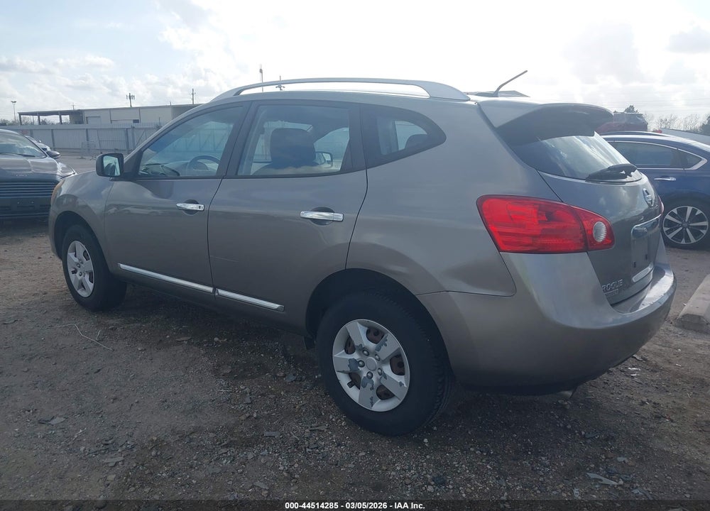 2014 NISSAN ROGUE SELECT S VIN: JN8AS5MT1EW624737