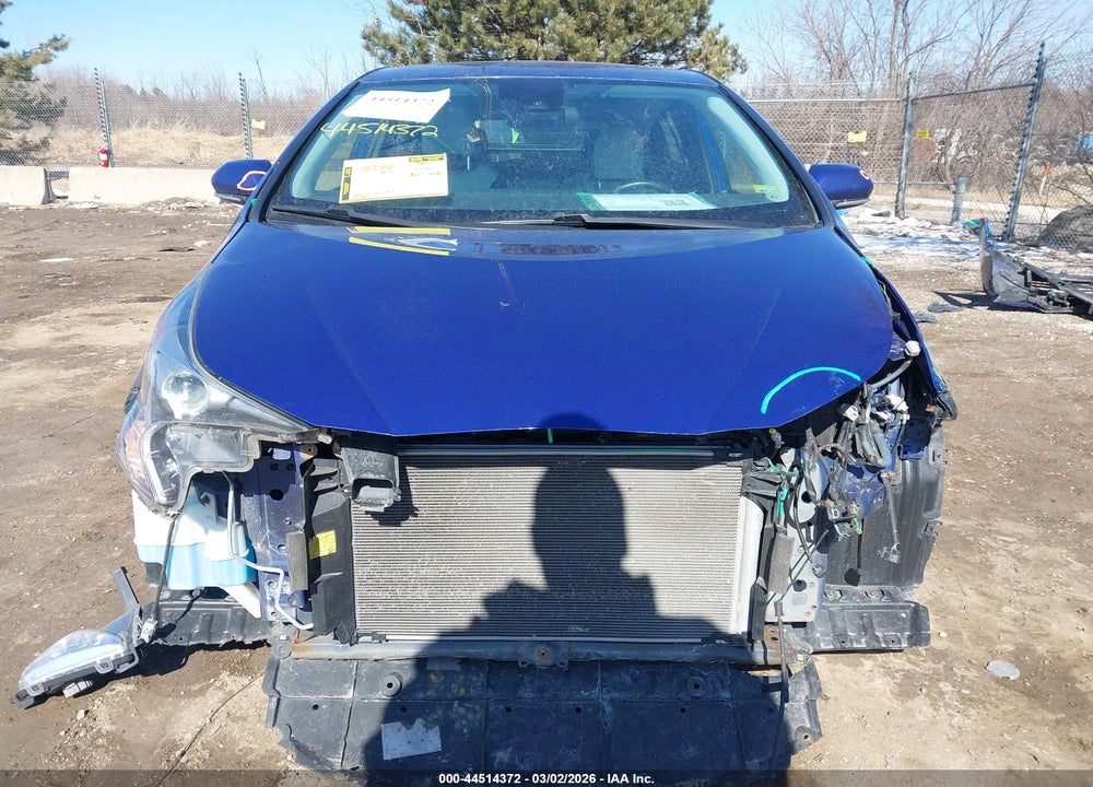 2016 TOYOTA PRIUS THREE TOURING VIN: JTDKARFU6G3524704
