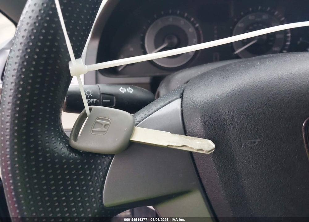 2012 HONDA ODYSSEY LX VIN: 5FNRL5H21CB056164