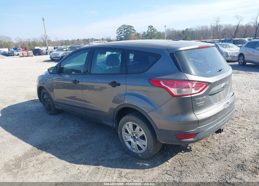 2013 FORD ESCAPE S VIN: 1FMCU0F77DUA38194