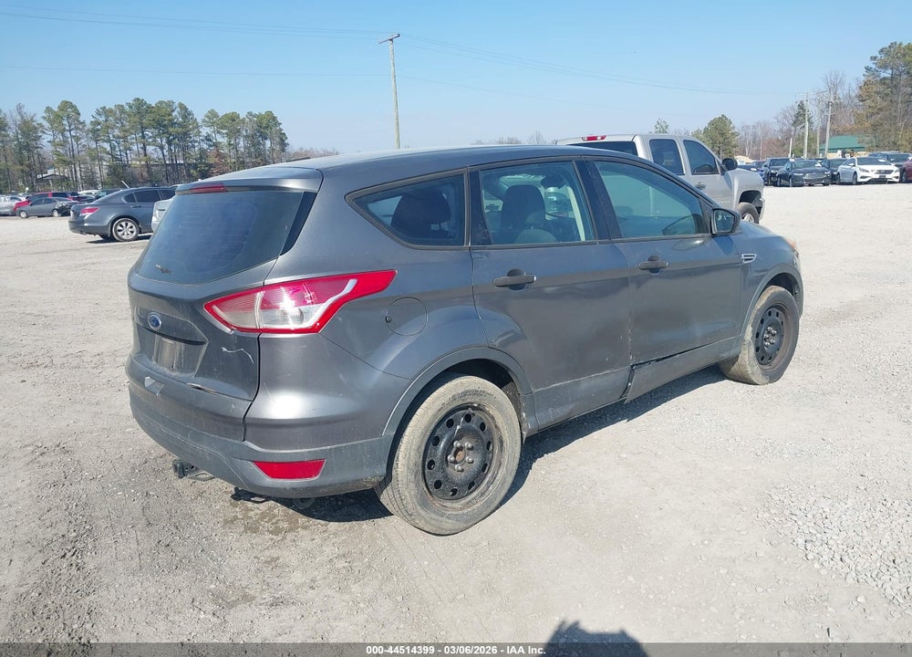 2013 FORD ESCAPE S VIN: 1FMCU0F77DUA38194