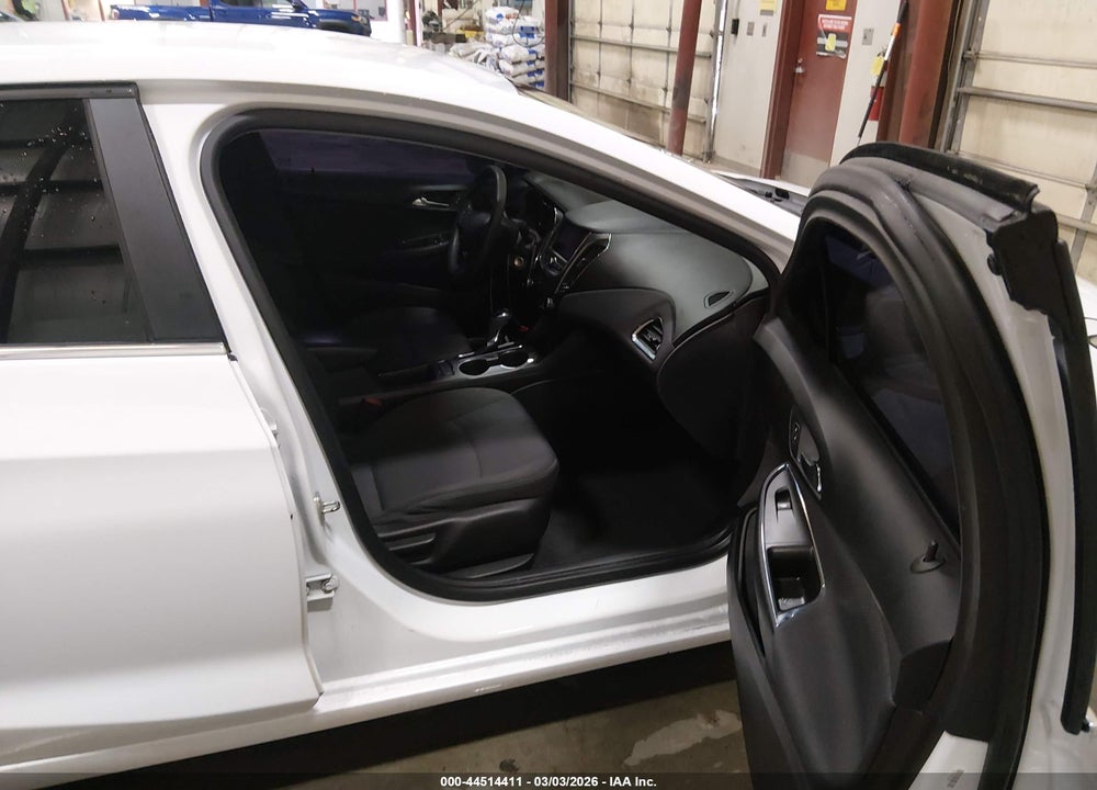 2019 CHEVROLET CRUZE LT VIN: 1G1BE5SM6K7115518