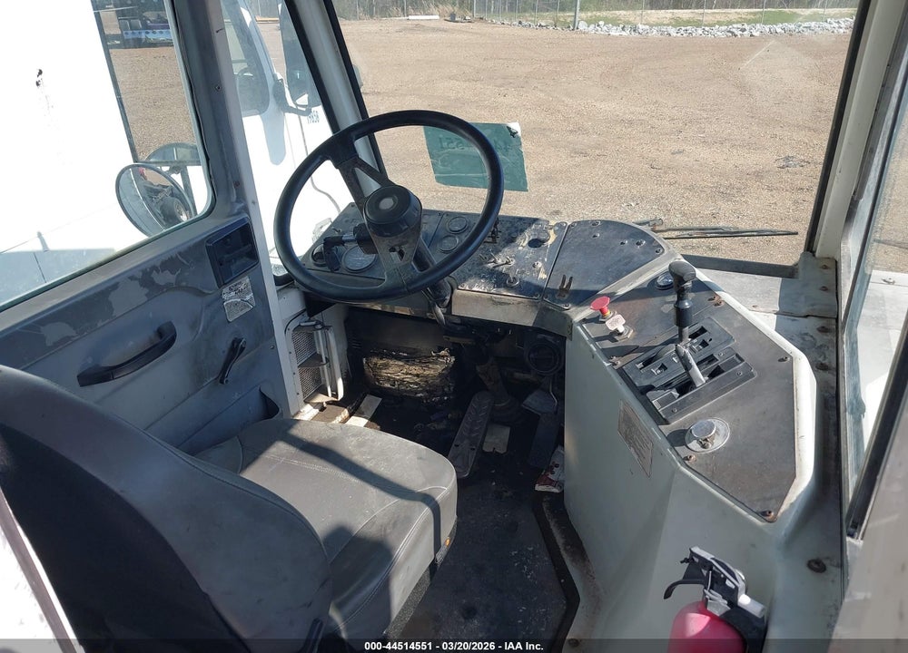 2005 OTTAWA COMMANDO VIN: 00000000000310067