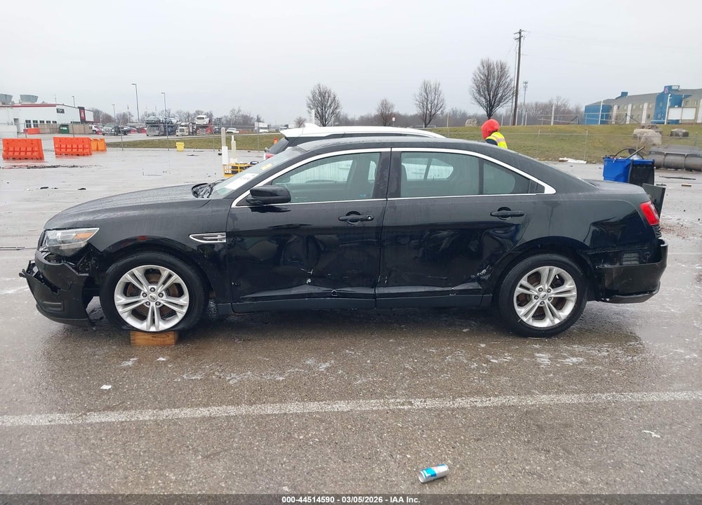 2016 FORD TAURUS SEL VIN: 1FAHP2E81GG123211