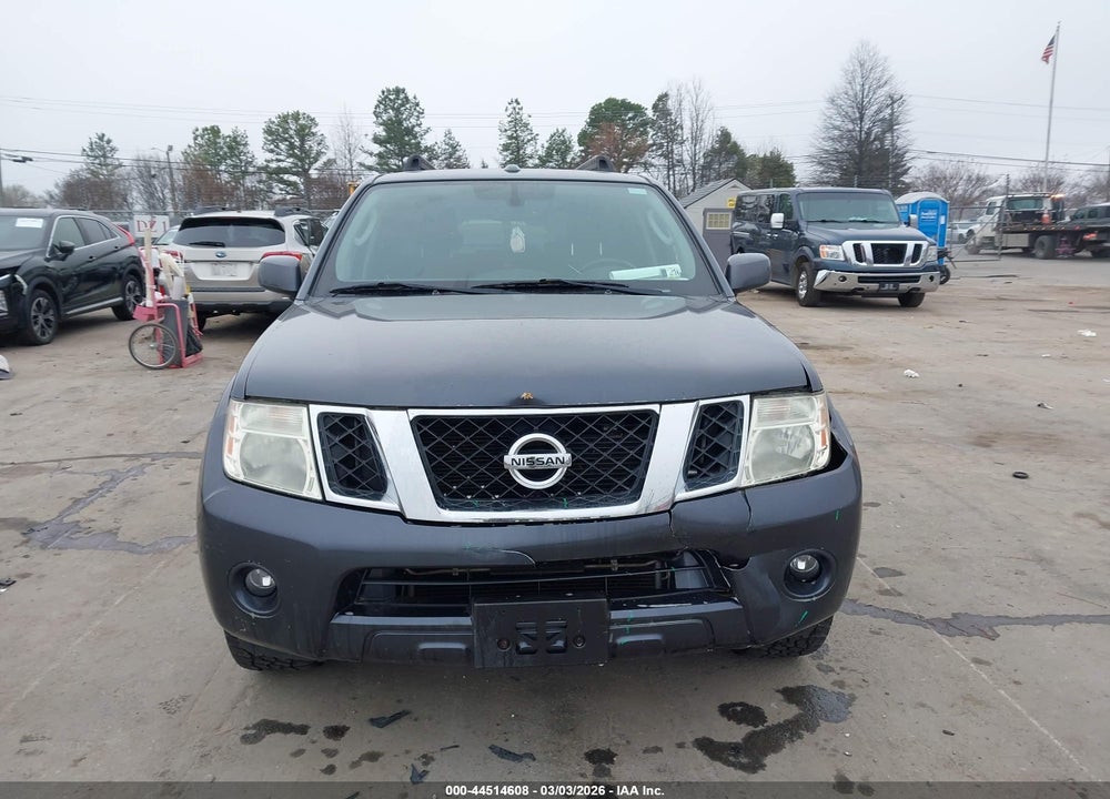 2011 NISSAN PATHFINDER SILVER VIN: 5N1AR1NB0BC620676