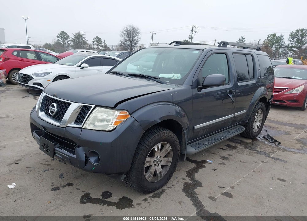 2011 NISSAN PATHFINDER SILVER VIN: 5N1AR1NB0BC620676