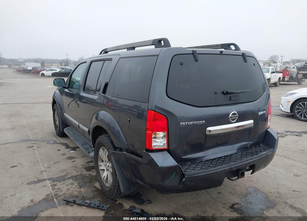 2011 NISSAN PATHFINDER SILVER VIN: 5N1AR1NB0BC620676