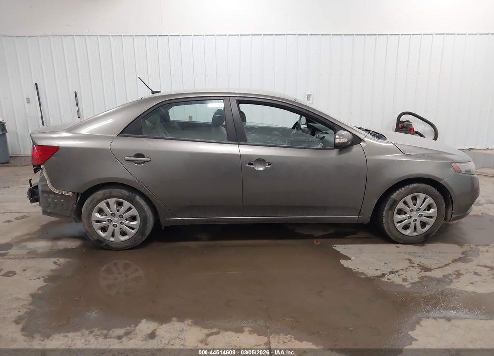 2010 KIA FORTE EX VIN: KNAFU4A25A5065627