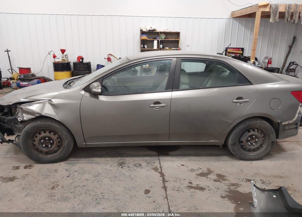 2010 KIA FORTE EX VIN: KNAFU4A25A5065627