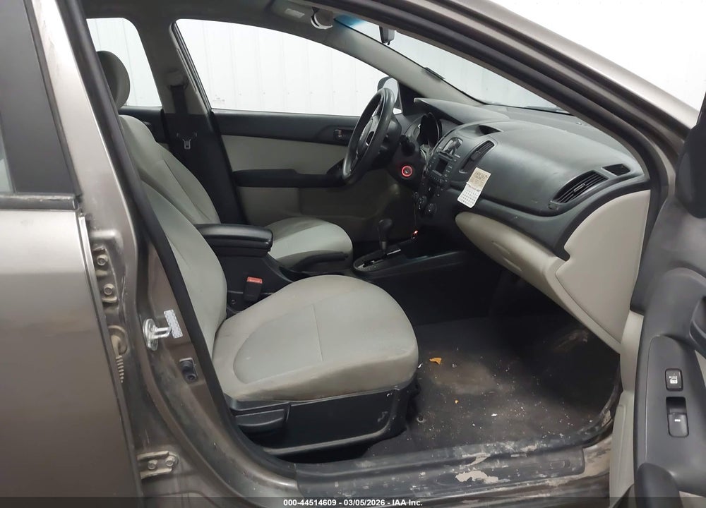 2010 KIA FORTE EX VIN: KNAFU4A25A5065627