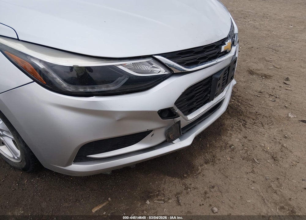 2018 CHEVROLET CRUZE LT AUTO VIN: 1G1BE5SM6J7180934