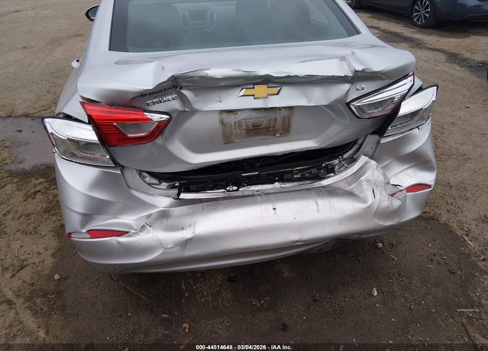 2018 CHEVROLET CRUZE LT AUTO VIN: 1G1BE5SM6J7180934