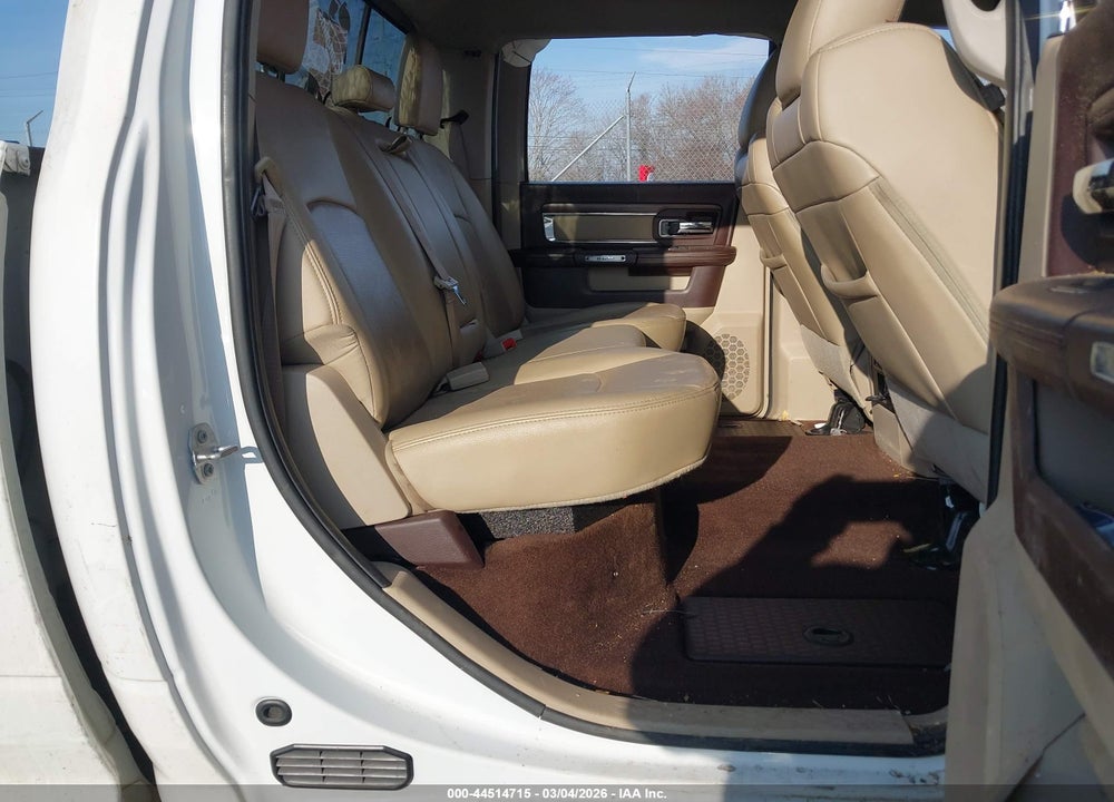 2016 RAM 2500 LAIE VIN: 3C6UR5FL3GG220221