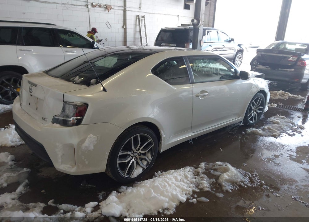 2015 SCION TC VIN: JTKJF5C76FJ008415