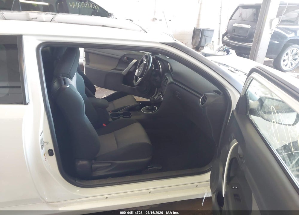 2015 SCION TC VIN: JTKJF5C76FJ008415