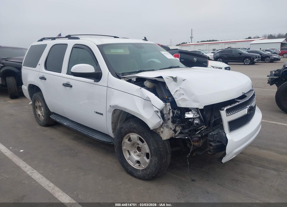 2011 CHEVROLET TAHOE LT VIN: 1GNSCBE04BR343095