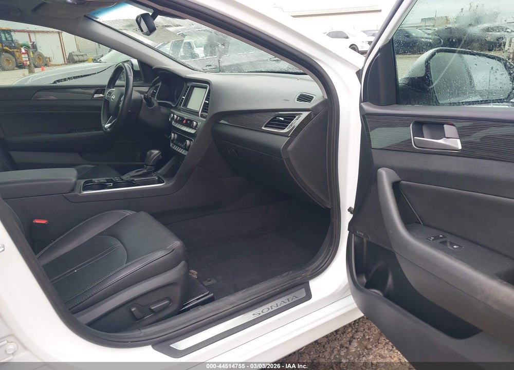 2019 HYUNDAI SONATA LIMITED VIN: 5NPE34AF3KH730305