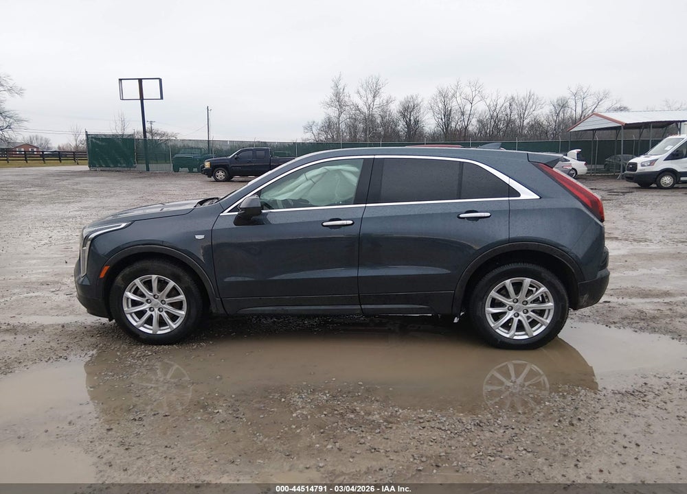 2019 CADILLAC XT4 LUXURY VIN: 1GYAZAR45KF134681