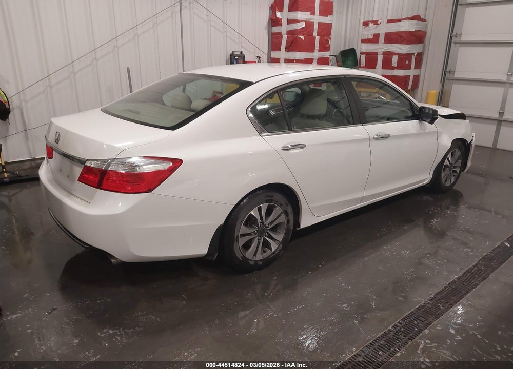 2013 HONDA ACCORD LX VIN: 1HGCR2F33DA153960