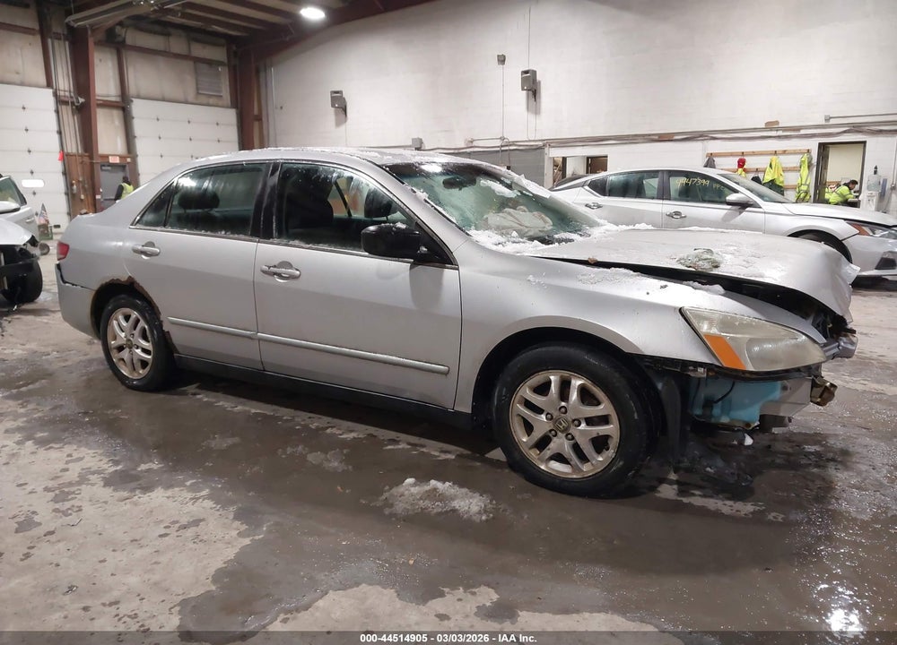 2003 HONDA ACCORD 2.4 LX VIN: 1HGCM56303A062434