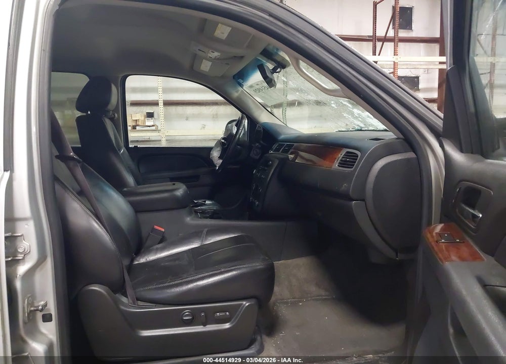 2010 GMC YUKON XL 1500 SLT VIN: 1GKUKKE39AR238294