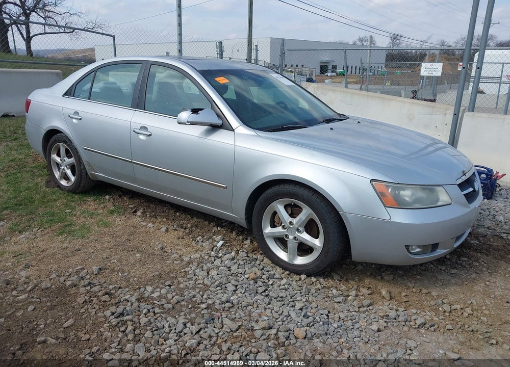 2008 HYUNDAI SONATA LIMITED V6/SE V6 VIN: 5NPEU46F78H379011