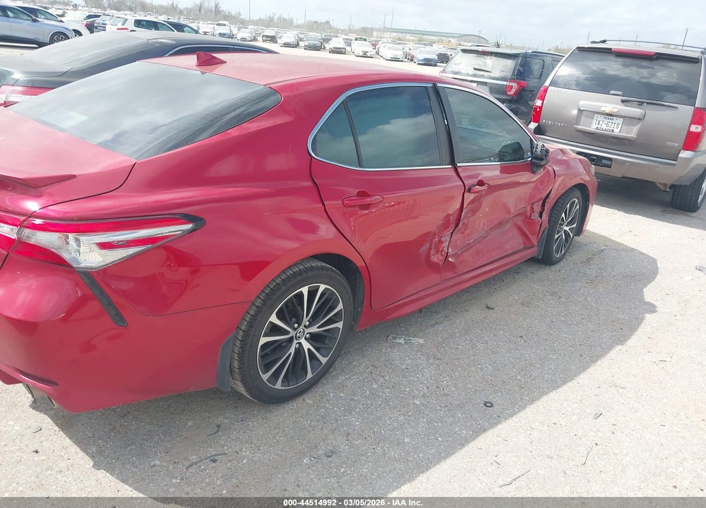 2019 TOYOTA CAMRY SE VIN: 4T1B11HK7KU283845