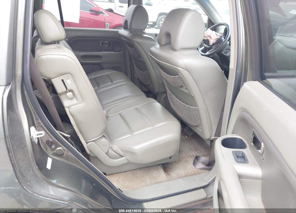 2006 HONDA PILOT EX-L VIN: 5FNYF28506B021115